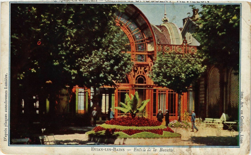 Carte postale ancienne Evian-les-Bains - Entrée de la Buvette à Évian-les-Bains
