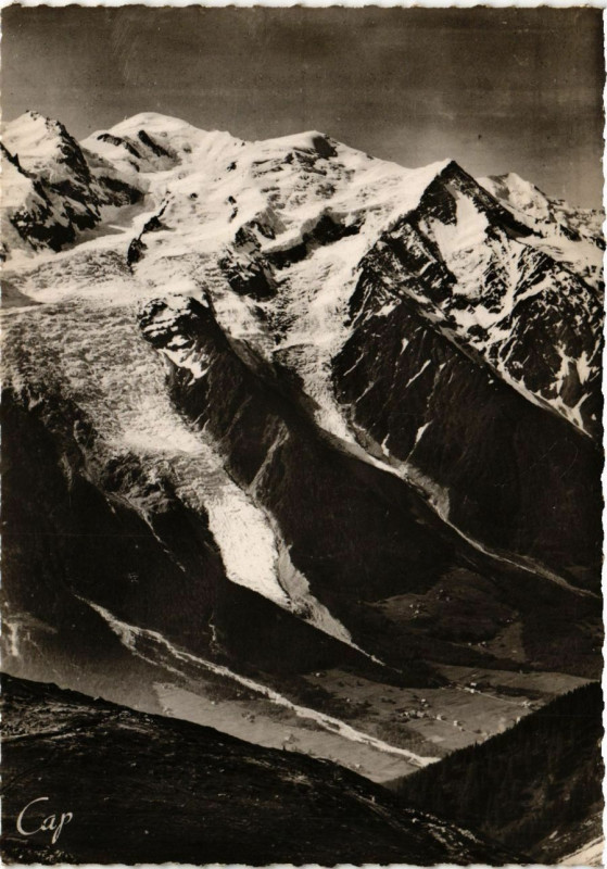 Carte postale ancienne Chamonix-Mont-Blanc - Vue à Chamonix-Mont-Blanc