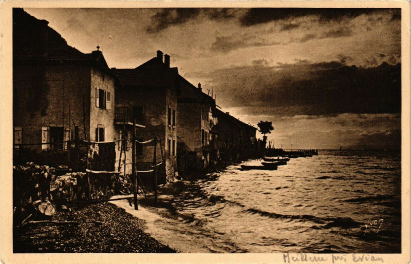 Carte postale ancienne Meillerie - Coucher de soleil sur le port - Env. d'Evian à Meillerie
