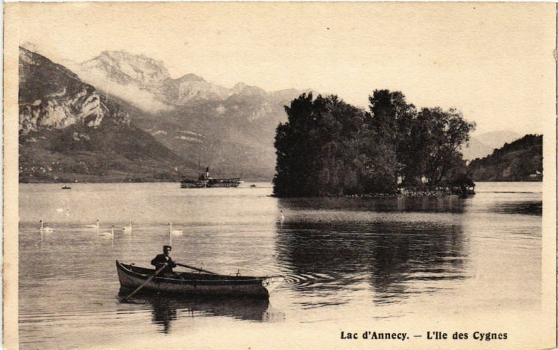 Carte postale ancienne Lac d'Annecy - L'Ile des Cygnes à Annecy