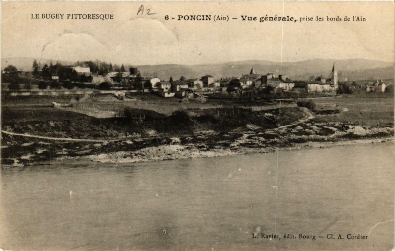 Carte postale ancienne Poncin Vue générale prise des bords de l'Ain à Poncin