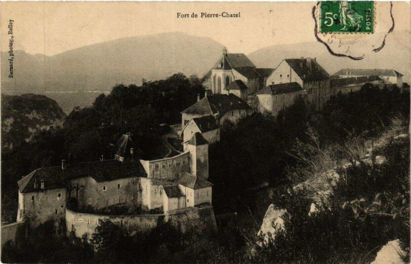 Carte postale ancienne Fort-de-Pierre-Chatel