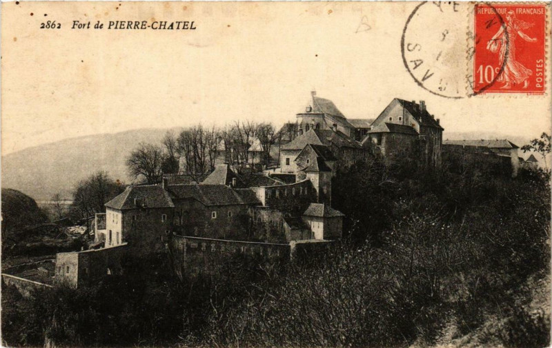 Carte postale ancienne Fort-de-Pierre-Chatel