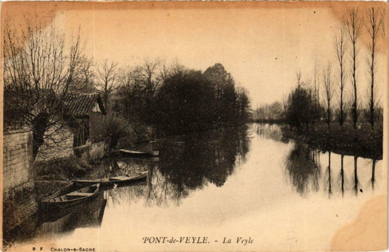 Carte postale ancienne Pont-de-Veyle La Veyle à Pont-de-Veyle
