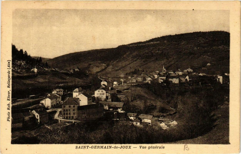 Carte postale ancienne Saint-Germain-de-Joux Vue générale à Saint-Germain-de-Joux