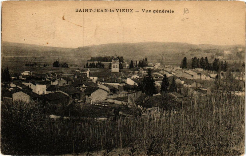 Carte postale ancienne Saint-Jean-le-Vieux Vue générale à Saint-Jean-le-Vieux