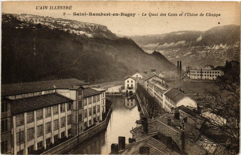 Carte postale ancienne Saint-Rambert-en-Bugey Le Quai des Cités et l'Usine à Saint-Rambert-en-Bugey
