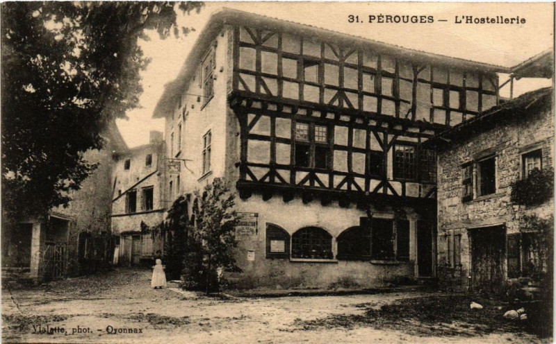 Carte postale ancienne Perouges L'Hostellerie à Pérouges