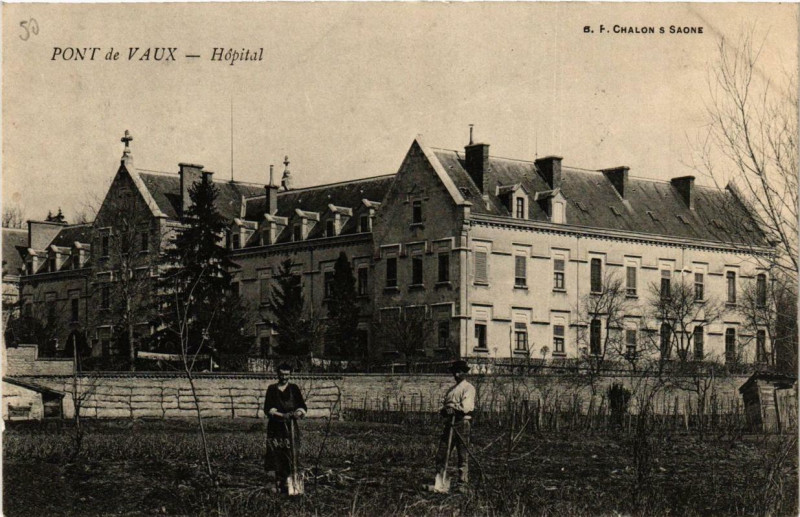 Carte postale ancienne Pont-de-Vaux Hopital à Pont-de-Vaux