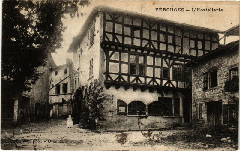 Carte postale ancienne Perouges L'Hostellerie à Pérouges
