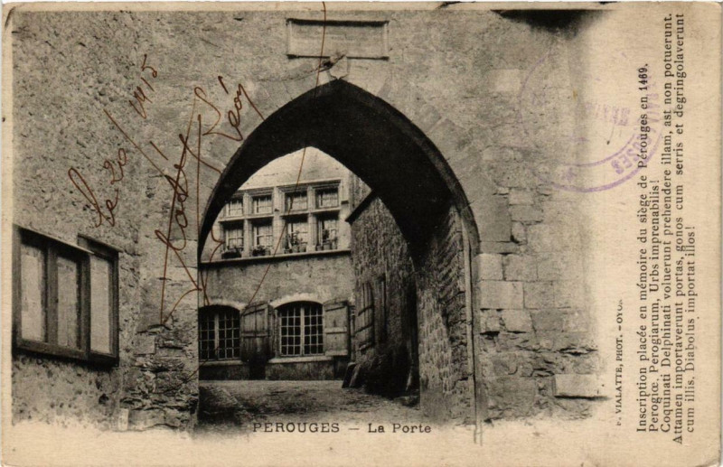 Carte postale ancienne Perouges La Porte à Pérouges