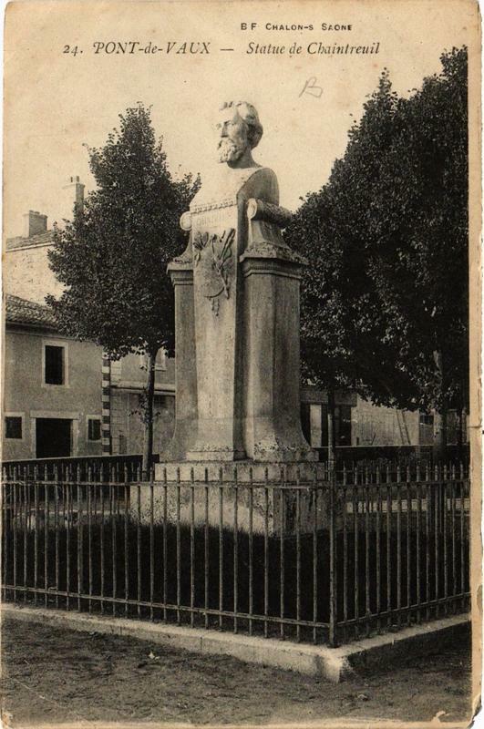 Carte postale ancienne Pont-de-Vaux Statue de Chaintreuil à Pont-de-Vaux