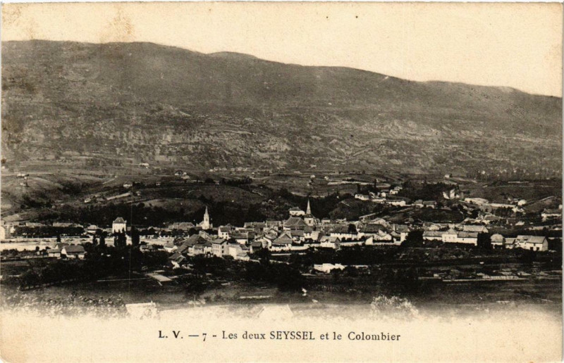 Carte postale ancienne Seyssel Les deux Seyssel et le Colombier à Seyssel