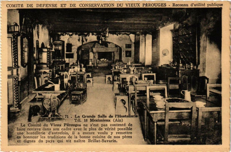 Carte postale ancienne Perouges La Grande Salle de l'Hostellerie à Pérouges