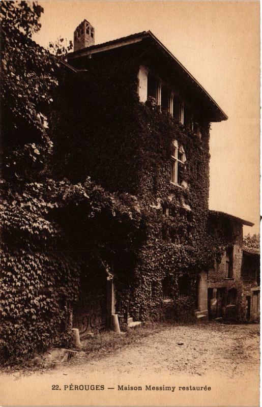 Carte postale ancienne Perouges Maison Messimy restaurée à Pérouges