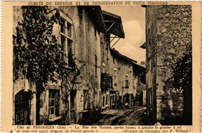 Carte postale ancienne Perouges La Rue des Rondes à Pérouges
