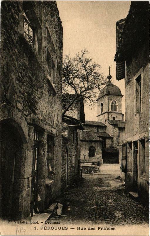 Carte postale ancienne Perouges Rue des Princes à Pérouges