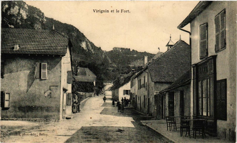 Carte postale ancienne Virignin et le Fort à Virignin