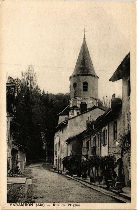 Carte postale ancienne Varambon Rue de l'Eglise à Varambon