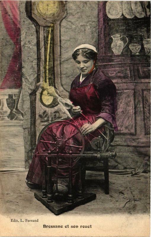 Carte postale ancienne Bressane et son rouet
