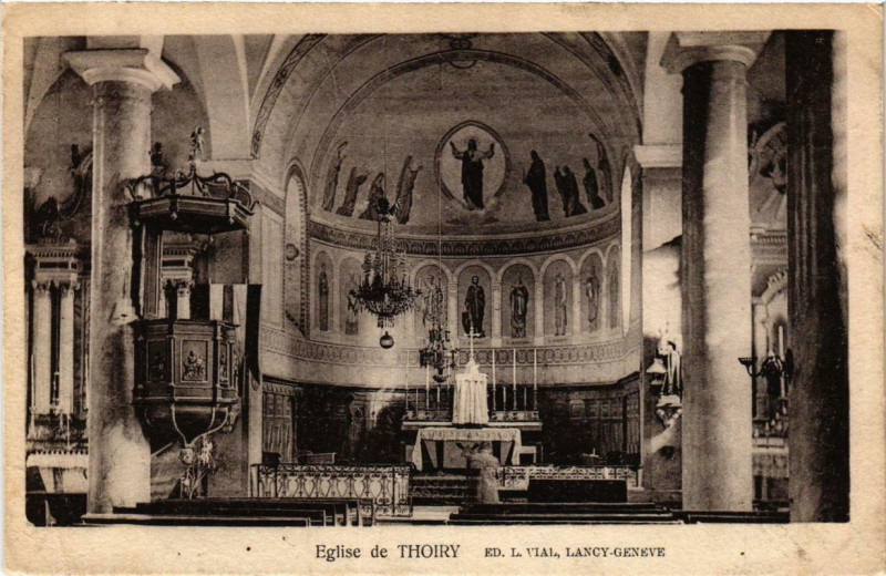 Carte postale ancienne Eglise de Thoiry à Thoiry
