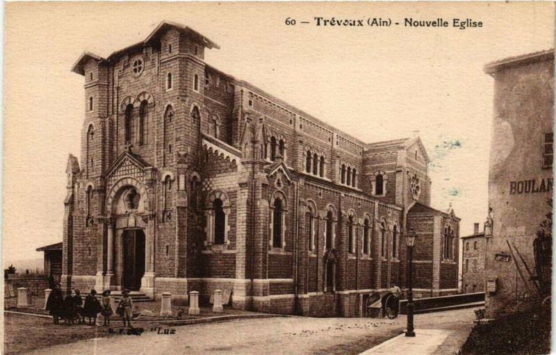 Carte postale ancienne Trevoux Nouvelle Eglise à Trévoux