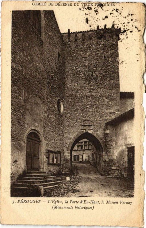 Carte postale ancienne Comté de Défense du Vieux Perouges L'Eglise la Porte d'En-Haut à Pérouges