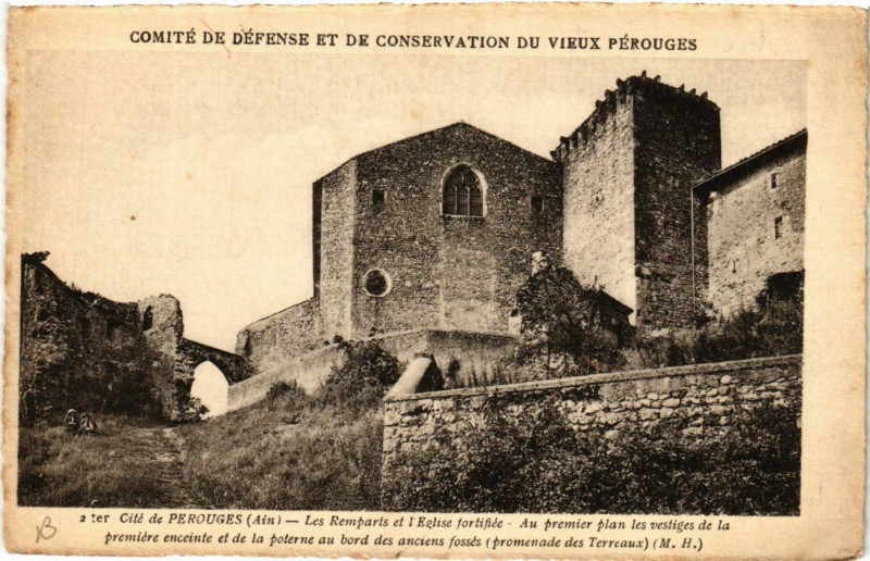 Carte postale ancienne Cité de Perouges - Les Remparts et l'Eglise fortifie - Au à Pérouges