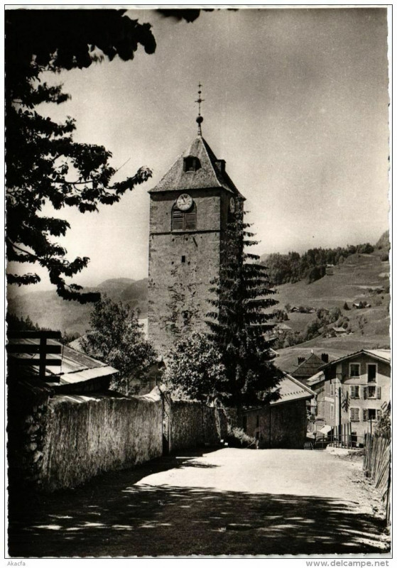 Carte postale ancienne Flumet L'Eglise Saint-Théodule à Flumet