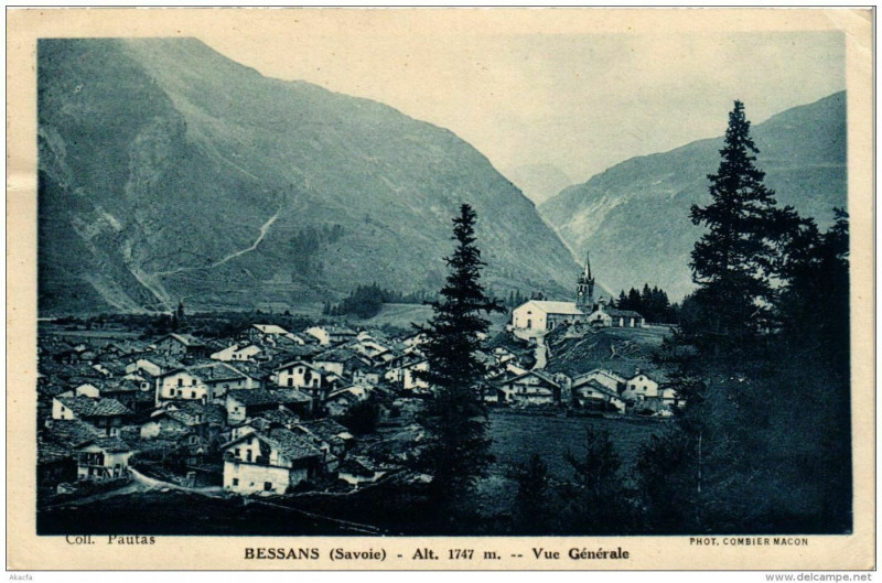 Carte postale ancienne Bessans Vue generale à Bessans