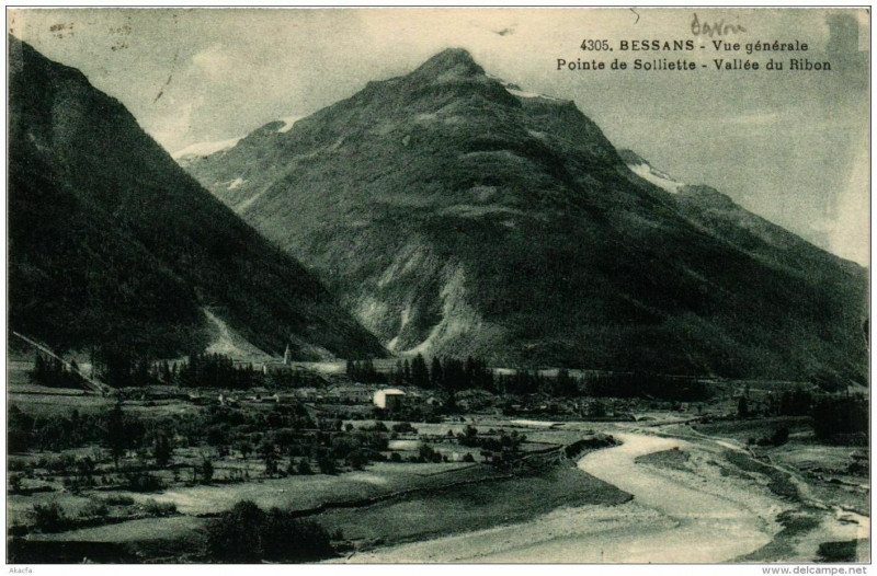 Carte postale ancienne Bessans Vue generale Pointe de Solliette Vallée du Ribon à Bessans