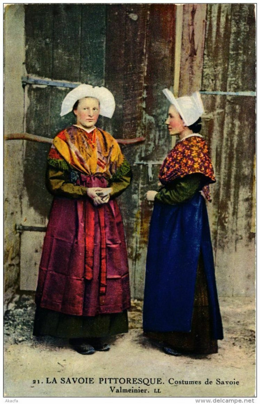 Carte postale ancienne Costumes Valmeinier à Valmeinier