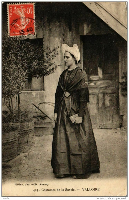 Carte postale ancienne Costumes de Savoie Valloire à Valloire