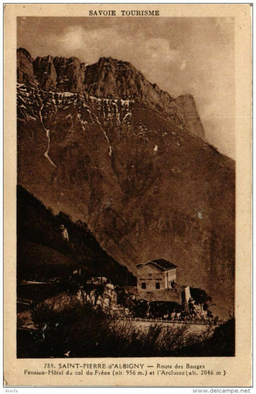 Carte postale ancienne Saint-Pierre d'Albigny Route des Bauges Pension-Hotel à Saint-Pierre-d'Albigny