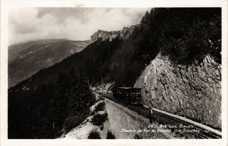 Carte postale ancienne Aix-les-Bains - Chemin de Fer du Revard Une Tranchée à Aix-les-Bains