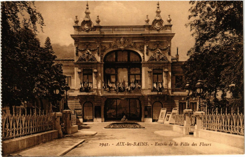 Carte postale ancienne Aix-les-Bains - Entrée de la Villa des Fleurs à Aix-les-Bains