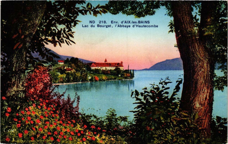 Carte postale ancienne Env. d'Aix-les-Bains Lac du Bourget l'Abbaye d'Hautecombe à Aix-les-Bains