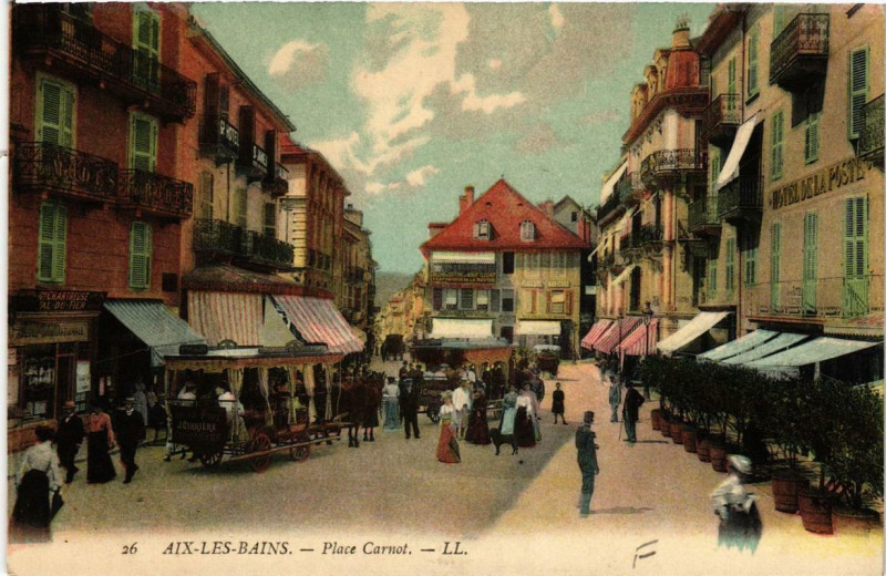 Carte postale ancienne Aix-les-Bains Place Carnot à Aix-les-Bains