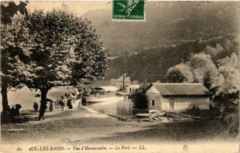 Carte postale ancienne Aix-les-Bains Vue d'Hautecombe à Aix-les-Bains