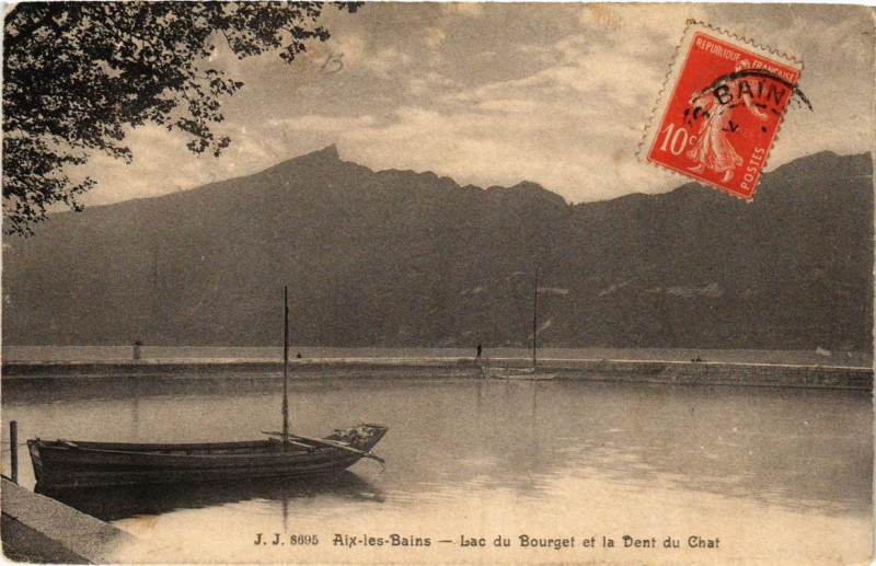 Carte postale ancienne Aix-les-Bains Lac du Bourget et la Dent du Chat à Aix-les-Bains