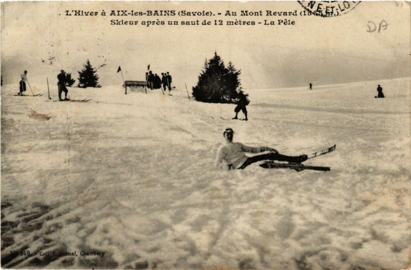 Carte postale ancienne L'Hiver a Aix-les-Bains Au Mont Revard à Aix-les-Bains
