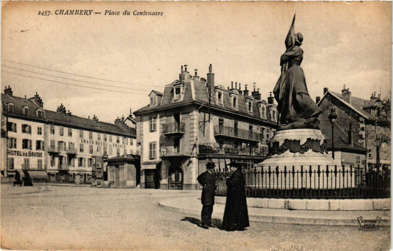 Carte postale ancienne Chambery - Place du Centenaire à Chambéry