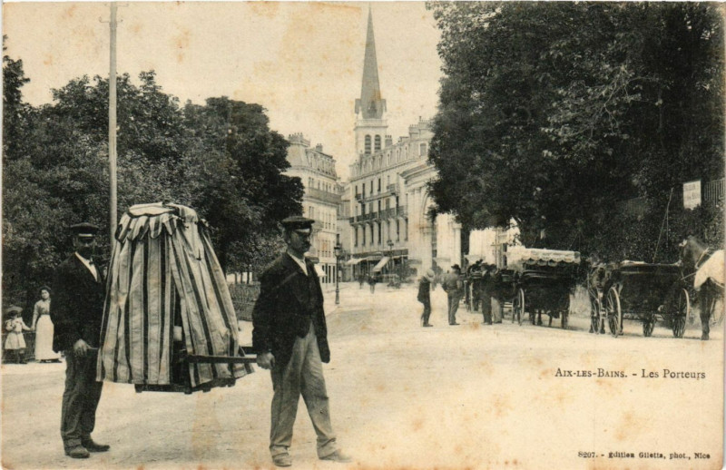 Carte postale ancienne Aix-les-Bains - Les Porteurs à Aix-les-Bains