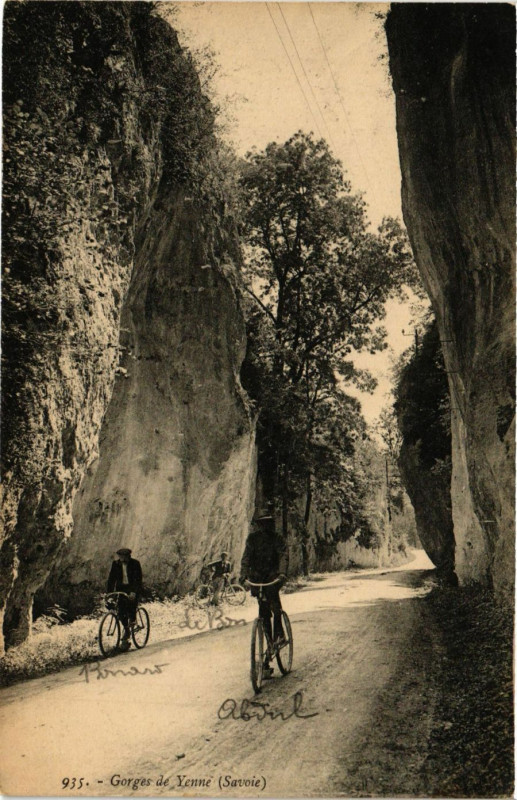 Carte postale ancienne Gorges de Yenne à Yenne