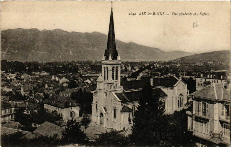 Carte postale ancienne Aix-les-Bains - Vue générale et l'Eglise à Aix-les-Bains