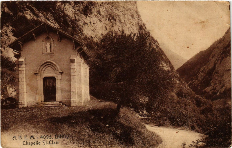 Carte postale ancienne Ding - Chapelle Saint-Clait