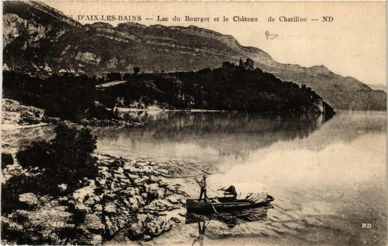 Carte postale ancienne Aix-les-Bains Lac du Bourget et le Chateau de Chatillon à Aix-les-Bains