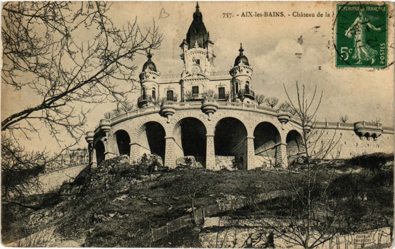 Carte postale ancienne Aix-les-Bains - Chateau de la Roche du Roi à Aix-les-Bains