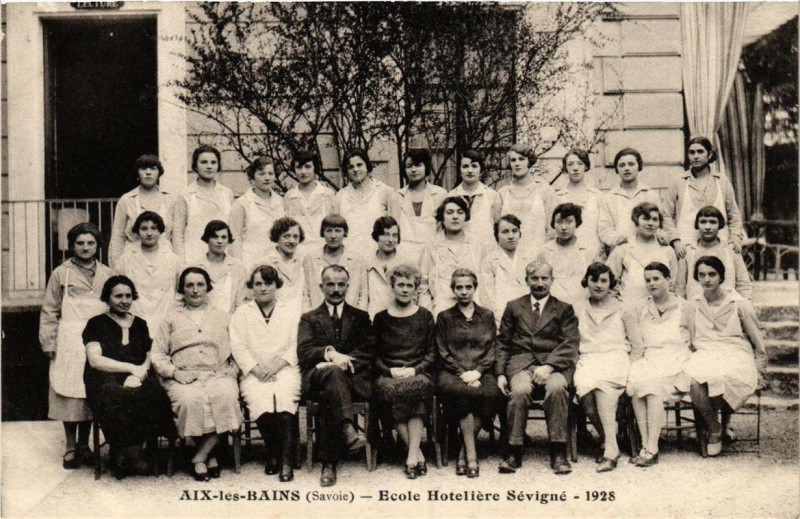 Carte postale ancienne Aix-les-Bains Ecole Hoteliere Sevigne 1928 à Aix-les-Bains