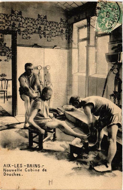 Carte postale ancienne Aix-les-Bains Nouvelle Cabine de Douches à Aix-les-Bains